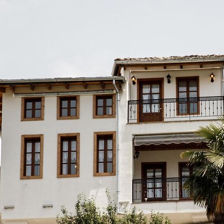 Gjirokastër Hotel Sarajet 1821 מראה חיצוני תמונה
