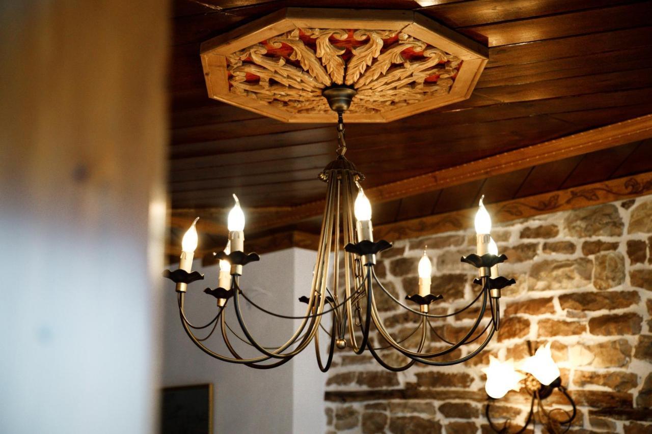 Gjirokastër Hotel Sarajet 1821 מראה חיצוני תמונה