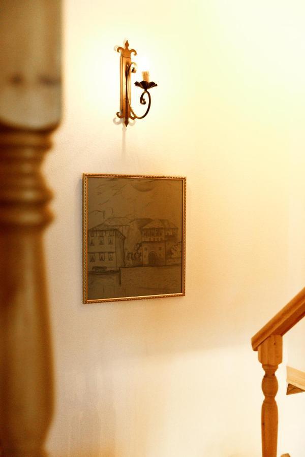 Gjirokastër Hotel Sarajet 1821 מראה חיצוני תמונה