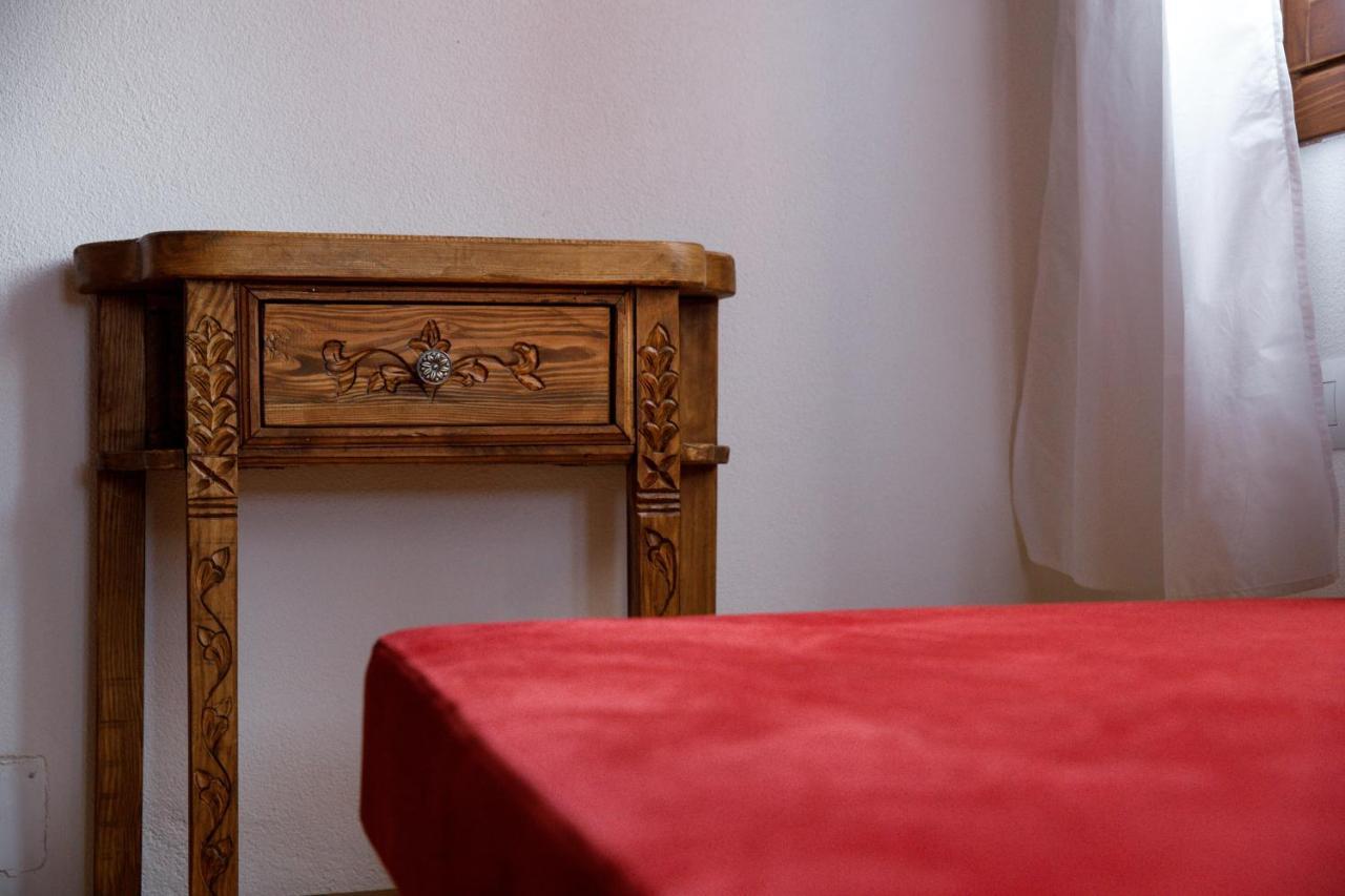 Gjirokastër Hotel Sarajet 1821 מראה חיצוני תמונה